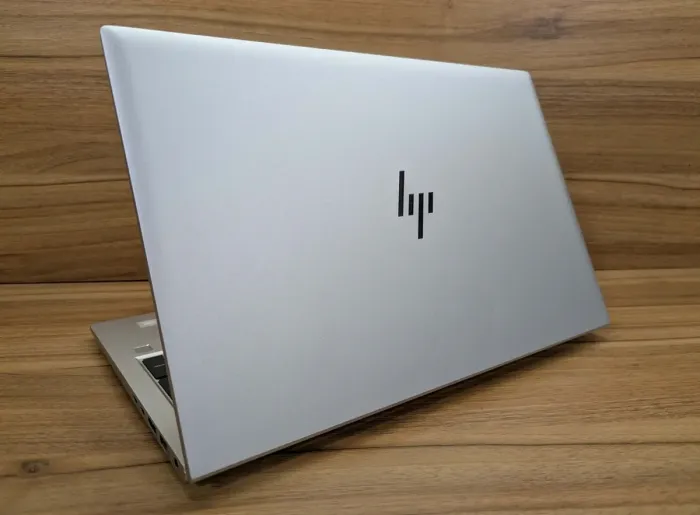 Ультрабук HP EliteBook 850 G7 / 15.6" (1920x1080) IPS / Intel Core i7-10610U (4 (8) ядра по 1.8 - 4.9 GHz) / 16 GB DDR4 / 500 GB SSD / Intel UHD Graphics / WebCam / TouchID / Windows 10 б/в - зображення 7