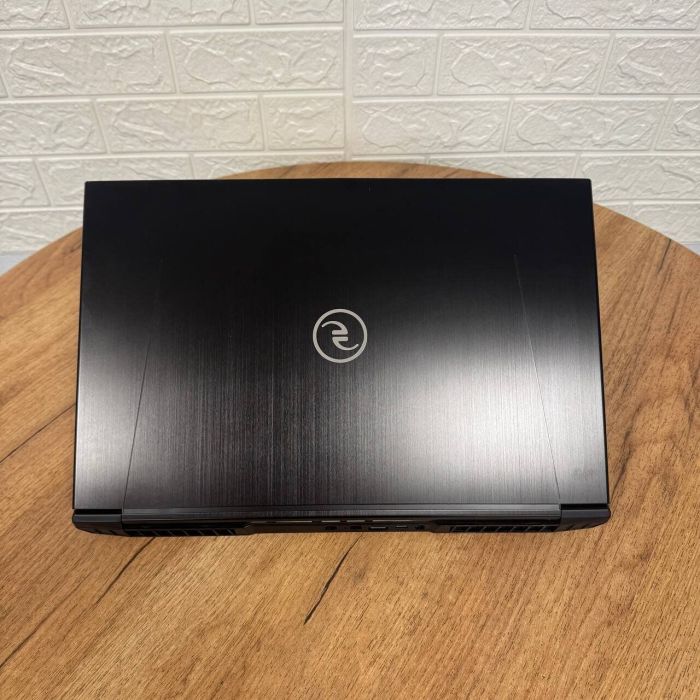 Ігровий ноутбук Evoo Gaming EG-LP6-BK / 17.3" (1920x1080) IPS / Intel Core i7-9750H (6 (12) ядер по 2.6 - 4.5 GHz) / 16 GB DDR4 / 1000 GB SSD NVMe / nVidia GeForce RTX 2060, 6 GB GDDR6, 192-bit / WebCam б/в - зображення 3