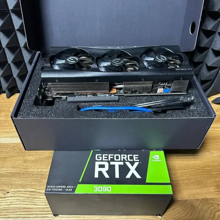 Дискретна відеокарта EVGA GeForce RTX 3090, 24 GB GDDR6X, 384-bit / HDMI, DisplayPort б/в - зображення 9
