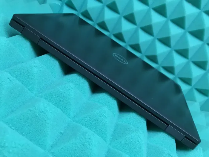 Ультрабук Б-клас Dell Latitude 5400 / 14" (1920x1080) IPS / Intel Core i5-8365U (4 (8) ядра по 1.6 - 4.1 GHz) / 8 GB DDR4 / 256 GB SSD / Intel UHD Graphics 620 / WebCam / USB 3.1 / HDMI / Windows 10 б/в - зображення 9