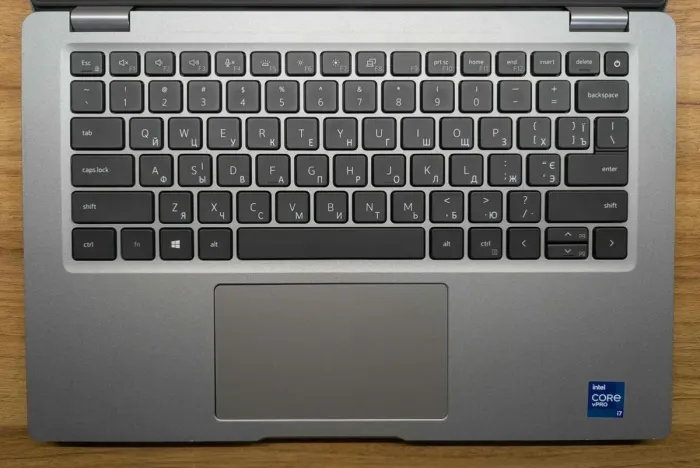 Ультрабук Dell Latitude 5420 / 14" (1920x1080) IPS / Intel Core i7-1185G7 (4 (8) ядра по 3.0 - 4.8 GHz) / 16 GB DDR4 / 512 GB SSD / Intel Iris Xe Graphics / WebCam / HDMI / Windows 11 б/в - зображення 3