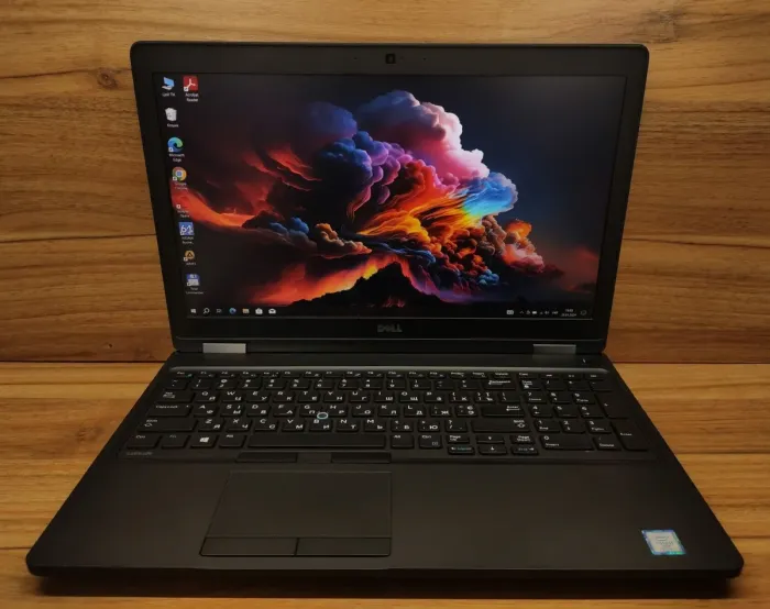 Ноутбук Б-клас Dell Latitude 5580 / 15.6" (1920x1080) IPS / Intel Core i5-7300U (2 (4) ядра по 2.6 - 3.5 GHz) / 8 GB DDR4 / 240 GB SSD / Intel HD Graphics 620 / WebCam / Windows 10 б/в - зображення 2