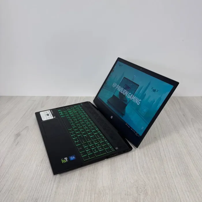 Ігровий ноутбук Б-класу HP Pavilion Gaming 15-cx0058wm / 15,6" (1920x1080) IPS / Intel Core i5-8300H (4 (8) ядра по 2,3 - 4,0 ГГц) / 8 ГБ DDR4 / 256 ГБ SSD / nVidia GeForce GTX 1050, 4 ГБ GDDR5, 128-біт / WebCam б/в - зображення 7