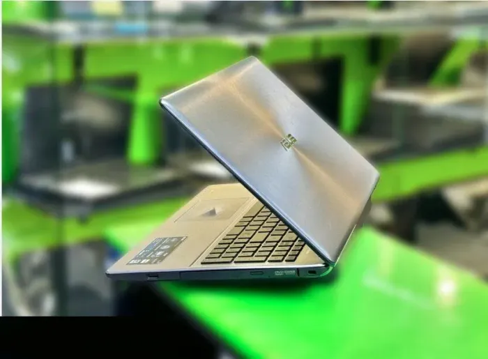 Ігровий ноутбук Б-клас Asus R510J / 15.6" (1920x1080) TN / Intel Core i7-4710HQ (4 (8) ядра по 2.5 - 3.5 GHz) / 12 GB DDR3 / 128 GB SSD + 1000 GB HDD / nVidia GeForce GTX 850M, 2 GB GDDR3, 128-bit / WebCam / Win 10 б/в - зображення 5