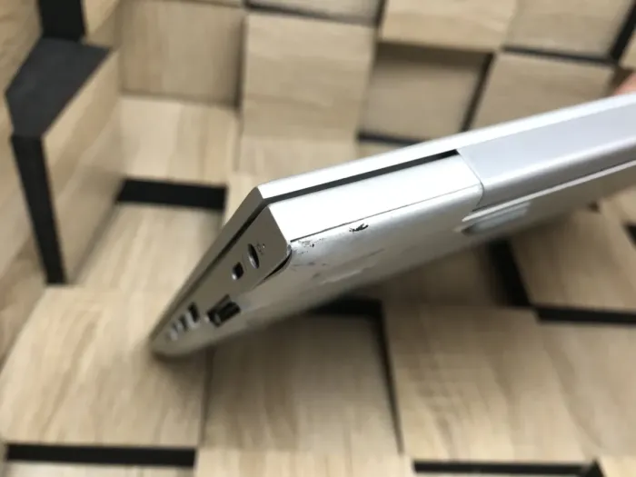 Ультрабук Б-клас HP EliteBook 840 G5 / 14" (1920x1080) IPS Touch / Intel Core i7-8650U (4 (8) ядра по 1.9 - 4.2 GHz) / 8 GB DDR4 / 256 GB SSD M.2 / Intel UHD Graphics 620 / WebCam / HDMI б/в - зображення 11