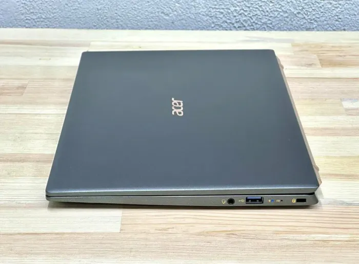 Ультрабук Acer Swift SF514-55 / 14" (1920x1080) IPS Touch / Intel Core i5-1135G7 (4 (8) ядра по 2.4 - 4.2 GHz) / 8 GB DDR4 / 512 GB SSD / Intel Iris Xe Graphics / WebCam / Win 11 Home б/в - зображення 5