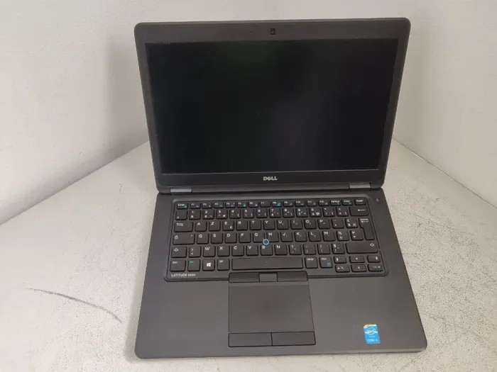 Ноутбук Б-клас Dell Latitude E5450 / 14" (1920x1080) IPS / Intel Core i5-5300U (2 (4) ядра по 2.3 - 2.9 GHz) / 8 GB DDR3 / 128 GB SSD / Intel HD Graphics 5500 / WebCam б/в - зображення 2