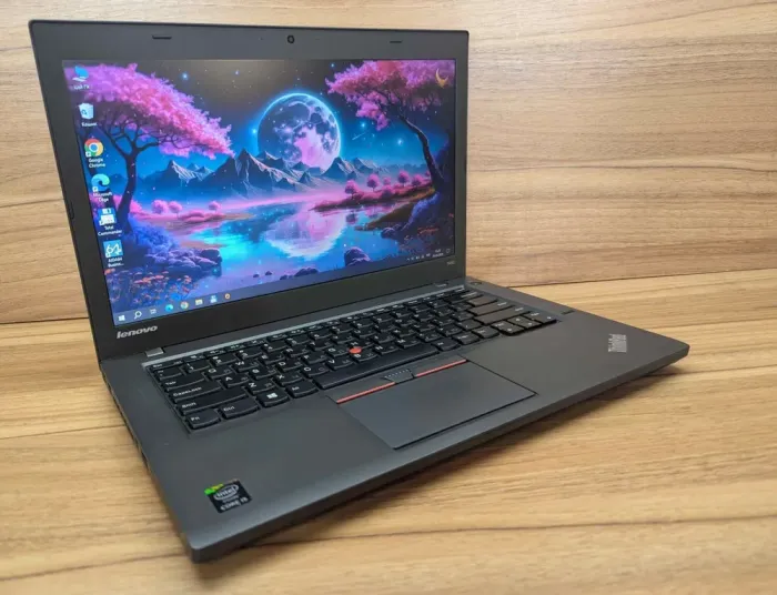 Ноутбук Lenovo ThinkPad T450 / 14" (1366x768) TN / Intel Core i5-5200U (2 (4) ядра по 2.2 - 2.7 GHz) / 8 GB DDR3 / 256 GB SSD / Intel HD Graphics 5500 / WebCam / Fingerprint / Windows 10 б/в - зображення 4