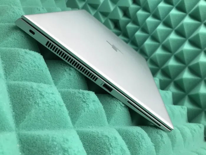 Ультрабук Б-клас HP EliteBook 840 G5 / 14" (1920x1080) IPS / Intel Core i5-8350U (4 (8) ядра по 1.7 - 3.6 GHz) / 16 GB DDR4 / 512 GB SSD M.2 / Intel UHD Graphics 620 / USB 3.1 / HDMI б/в - зображення 5