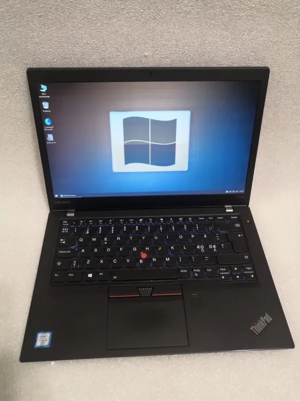 Ультрабук Б-клас Lenovo ThinkPad / 14" TN / Core i5-6300U (2(4) ядра 2.4-3GHz) / 8GB DDR4 / 256GB SSD / HD Graphics 520 / WebCam / HDMI б/в - зображення 2