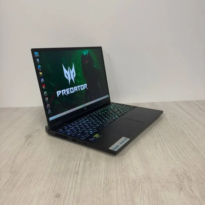 Ігровий ноутбук Б-класу Acer Predator Helios 16 PH16-71 / 16" (2560x1600) IPS / Intel Core i9-13900HX (24 (32) ядра по 2,2 - 5,4 ГГц) / 16 ГБ DDR5 / 512 ГБ SSD / nVidia GeForce RTX 4080, 12 ГБ GDDR6, 192-bit / WebCam б/в - зображення 5