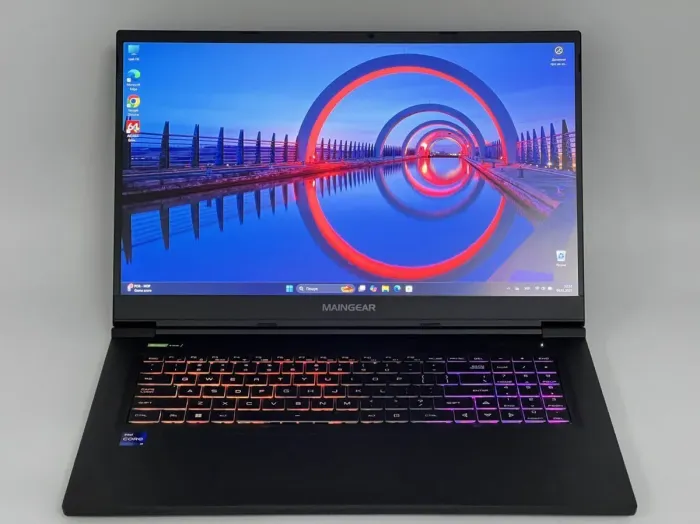Ігровий ноутбук Maingear Vector Pro 2 17 / 17.3" (2560x1440) IPS / Intel Core i9-12900H (14 (20) ядер по 3.8 - 5.0 GHz) / 16 GB DDR5 / 960 GB SSD / nVidia GeForce RTX 3080 Ti, 16 GB GDDR6, 256-bit / WebCam б/в - зображення 6