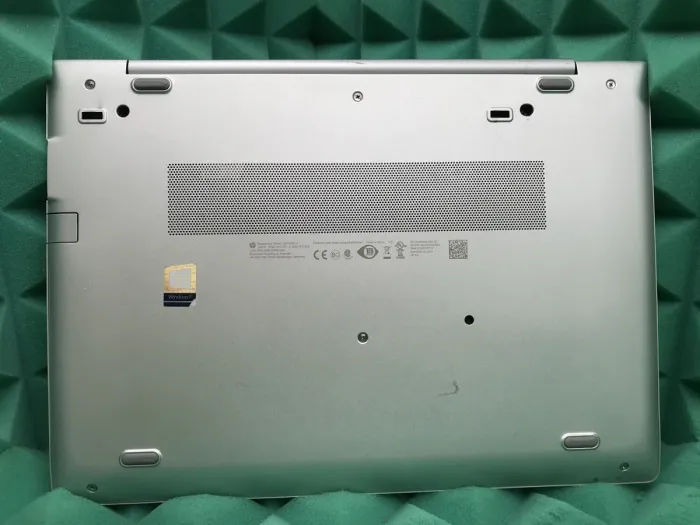 Ультрабук Б-клас HP EliteBook 840 G5 / 14" IPS / Intel Core i5-8350U (4(8) ядра по 1.7-3.6 GHz) / 16GB DDR4 / 256GB SSD M.2 / UHD Graphics 620 / USB 3.1 / HDMI б/в - зображення 9