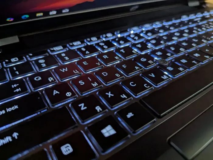 Ноутбук Б-клас HP zBook 15u G3 / 15.6" (1920x1080) IPS / Intel Core i7-6500U (2 (4) ядра по 2.5 - 3.1 GHz) / 8 GB DDR4 / 256 GB SSD / AMD FirePro W4190M, 2 GB GDDR5, 128-bit / WebCam / Fingerprint / Windows 10 б/в - зображення 7