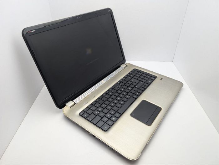 Ноутбук HP Pavilion dv7 6b55sg / 17.3" (1600x900) TN / Intel Core i7-2670QM (4 (8) ядра по 2.2 - 3.1 GHz) / 8 GB DDR3 / 750 GB HDD / AMD Radeon HD 6770M, 2 GB GDDR5, 128-bit / WebCam / DVD-ROM б/в - зображення 6