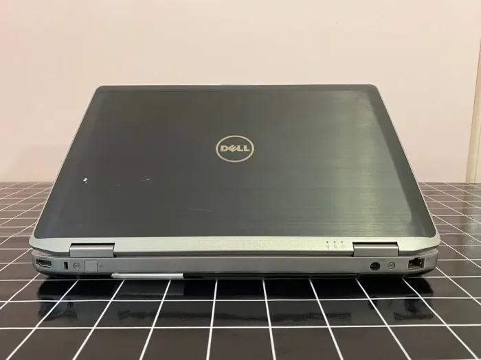 Ноутбук Б-клас Dell Latitude E6430 / 14" (1366x768) TN / Intel Core i5-3210M (2 (4) ядра по 2.5 - 3.1 GHz) / 8 GB DDR3 / 500 GB HDD / Intel HD Graphics 4000 / DVD-RW / HDMI б/в - зображення 6