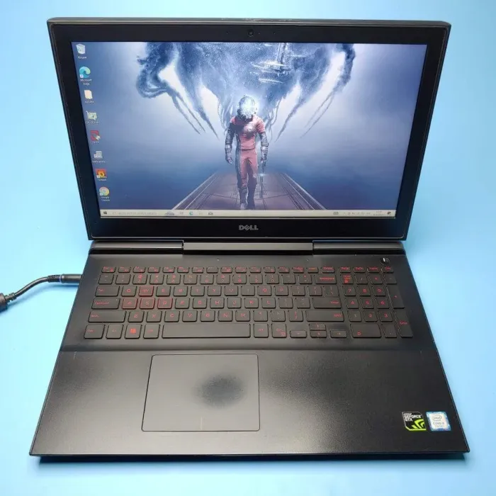 Ігровий ноутбук Б-клас Dell Inspiron 15 Gaming 7567 / 15.6" (1920x1080) TN / Intel Core i7-7820HQ (4 (8) ядра по 2.9 - 3.9 GHz) / 16 GB DDR4 / 512 GB SSD / nVidia GeForce GTX 1050, 4 GB GDDR5, 128-bit / WebCam / Win 10 Home б/в - зображення 8