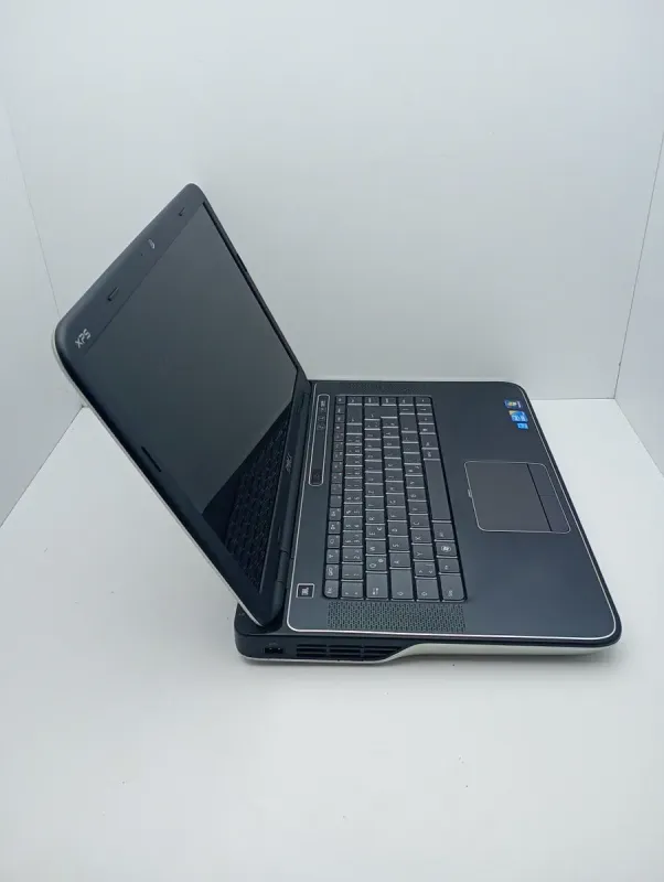 Ноутбук Dell XPS L502 / 15.6" (1366x768) TN / Intel Core i7-740QM (4 (8) ядра по 1.73 - 2.93 GHz) / 6 GB DDR3 / 1000 GB HDD / nVidia GeForce GT 435M, 2 GB DDR3, 64-bit / WebCam б/в - зображення 8