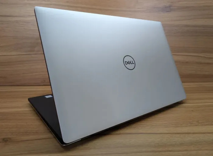 Ігровий ноутбук Dell XPS 15 7590 / 15.6" (3840x2160) IPS / Intel Core i7-9750H (6 (12) ядер по 2.6 - 4.5 GHz) / 16 GB DDR4 / 512 GB SSD / nVidia GeForce GTX 1650, 4 GB GDDR6, 128-bit / WebCam / HDMI / Windows 10 б/в - зображення 7