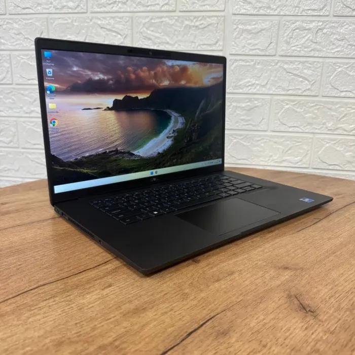 Ультрабук Dell Latitude 7520 / 15.6" (1920x1080) IPS Touch / Intel Core i7-1185G7 (4 (8) ядра по 3.0 - 4.8 GHz) / 32 GB DDR4 / 512 GB SSD NVMe / Intel Iris Xe Graphics / WebCam б/в - зображення 4