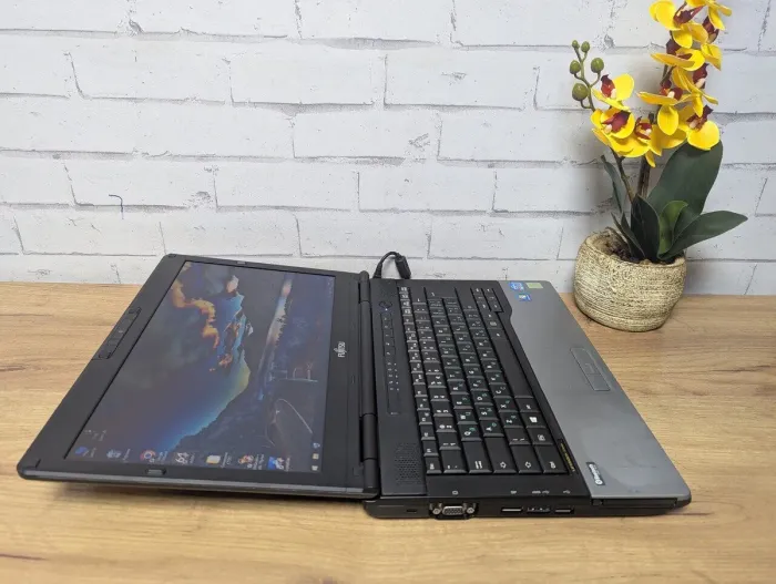 Ноутбук Б-клас Fujitsu LifeBook S782 / 14" (1366x768) TN / Intel Core i7-3520M (2 (4) ядра по 2.9 - 3.6 GHz) / 8 GB DDR3 / 128 GB SSD / Intel HD Graphics 4000 / WebCam / Без АКБ б/в - зображення 8