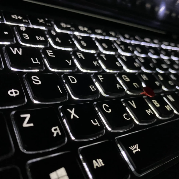 Ультрабук Б-клас Lenovo ThinkPad T450s / 14" (1366x768) TN / Intel Core i5-5300U (2 (4) ядра по 2.3 - 2.9 GHz) / 12 GB DDR3 / 256 GB SSD / Intel HD Graphics 5500 / WebCam / SIM б/в - зображення 6