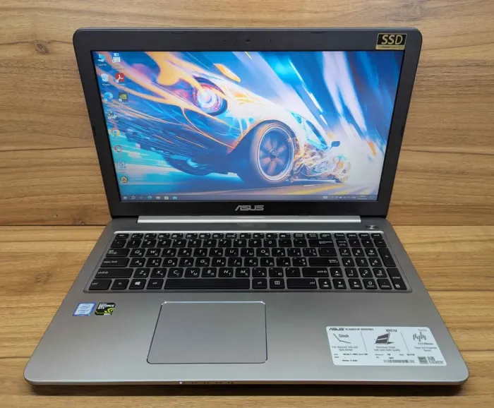 Ігровий ноутбук Asus K501UW / 15.6" (1920x1080) IPS / Intel Core i7-6500U (2 (4) ядра по 2.5 - 3.1 GHz) / 16 GB DDR4 / 512 GB SSD / nVidia GeForce GTX 960M, 2 GB GDDR5, 128-bit / WebCam / Windows 10 б/в - зображення 2