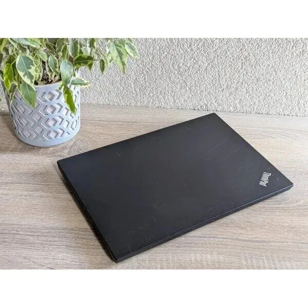 Ультрабук Б-клас Lenovo ThinkPad L490 / 14" (1920x1080) IPS / Intel Core i3-8145U (2 (4) ядра по 2.1 - 3.9 GHz) / 8 GB DDR4 / 256 GB SSD / Intel UHD Graphics / WebCam б/в - зображення 7