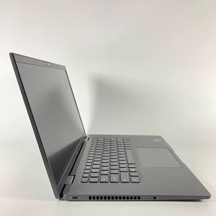 Ультрабук Б-клас Dell Latitude 7530 / 15.6" (1920x1080) IPS / Intel Core i7-1270P (12 (16) ядер по 2.2 - 4.8 GHz) / 16 GB DDR5 / 256 GB SSD / Intel Iris Xe Graphics / WebCam / HDMI б/в - изображение 5