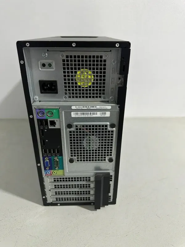 Робоча станція Dell PowerEdge T20 Tower / Intel Xeon E3-1225 v3 (4 ядра по 3.2 - 3.6 GHz) / 8 GB DDR3 / 240 GB SSD / Intel HD Graphics / VGA б/в - зображення 5