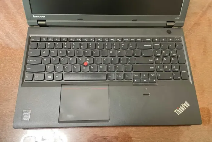 Ноутбук Lenovo ThinkPad L540 / 15.6" (1366x768) TN / Intel Core i5-4300M (2 (4) ядра по 2.6 - 3.3 GHz) / 8 GB DDR3 / 256 GB SSD / Intel HD Graphics 4600 / WebCam б/в - зображення 4