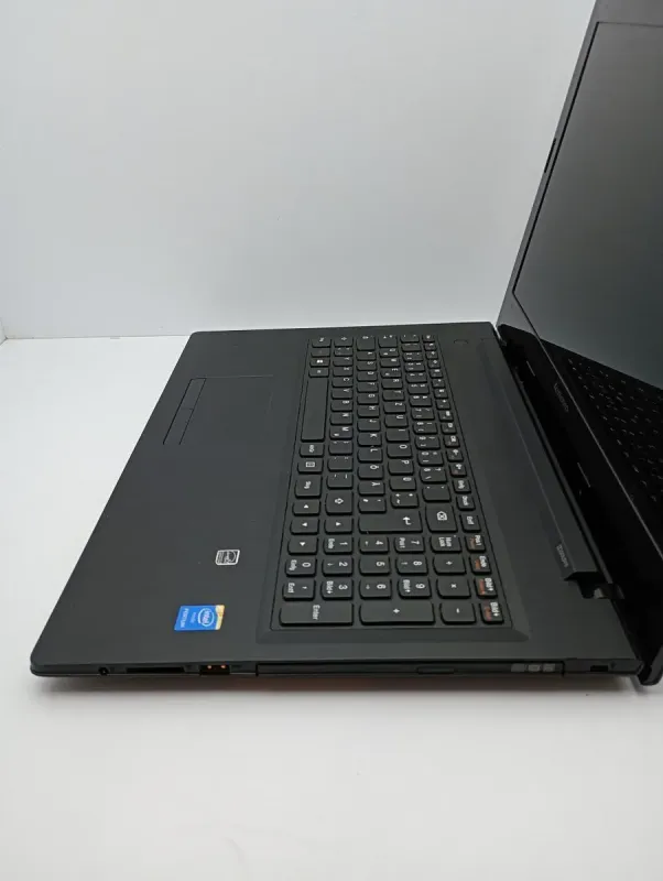 Ноутбук Lenovo G50-30 / 15.6" (1366x768) TN / Intel Pentium N3530 (4 ядра по 2.16 - 2.58 GHz) / 4 GB DDR3 / 120 GB SSD / Intel HD Graphics 3000 / WebCam б/в - зображення 6
