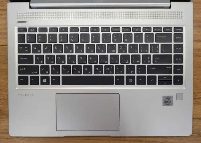 Ультрабук HP ProBook 440 G7 / 14" (1920x1080) IPS / Intel Core i5-10210U (4 (8) ядра по 1.6 - 4.2 GHz) / 16 GB DDR4 / 512 GB SSD / Intel UHD Graphics / WebCam / Fingerprint / Windows 10 б/в - зображення 3