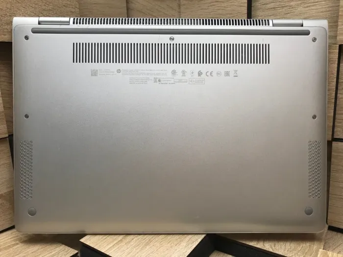 Ноутбук-трансформер Б-клас HP EliteBook x360 1030 G2 / 13.3" (1920x1080) IPS Touch / Intel Core i5-7300U (2 (4) ядра по 2.6 - 3.5 GHz) / 8 GB DDR4 / 256 GB SSD M.2 / Intel HD Graphics 620 / WebCam / Fingerprint б/в - зображення 10