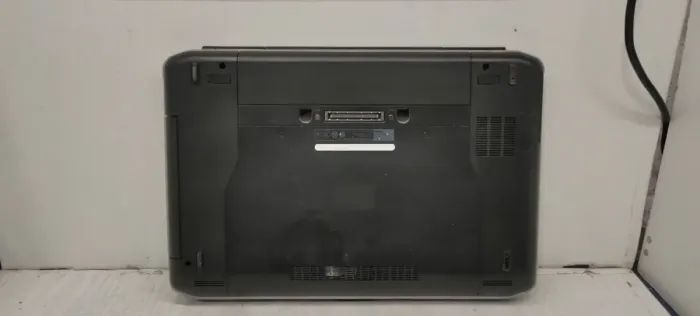 Ноутбук Б-клас Dell Latitude E5430 / 14" (1366x768) TN / Intel Core i7-3540M (2 (4) ядра по 3.0 - 3.7 GHz) / 8 GB DDR3 / 120 GB SSD / Intel HD Graphics 4000 / WebCam б/в - зображення 8