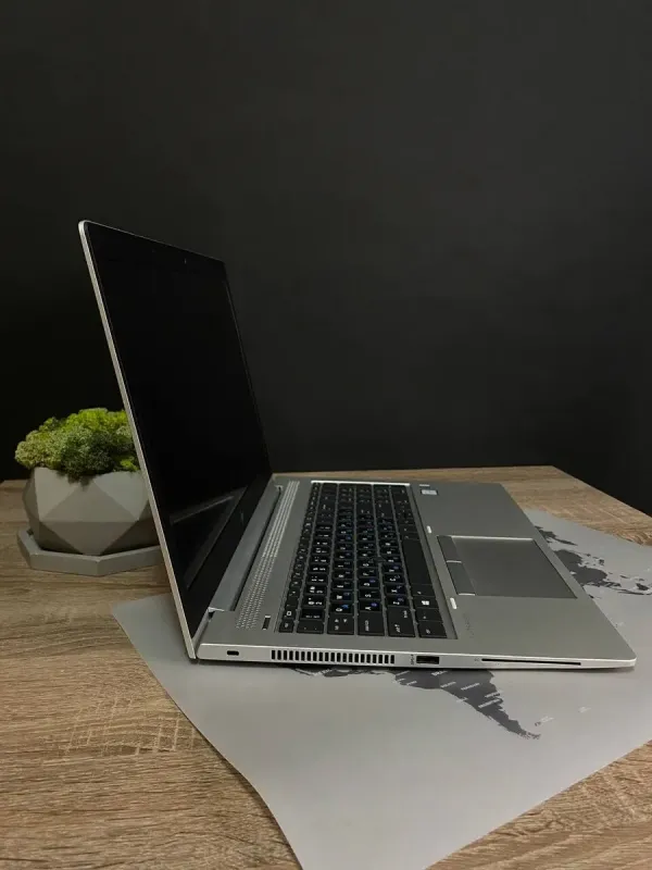 Ультрабук HP EliteBook 850 G6 / 15.6" (1920x1080) TN / Intel Core i5-8365U (4 (8) ядра по 1.6 - 4.1 GHz) / 8 GB DDR4 / 256 GB SSD / Intel UHD Graphics / WebCam б/в - зображення 4