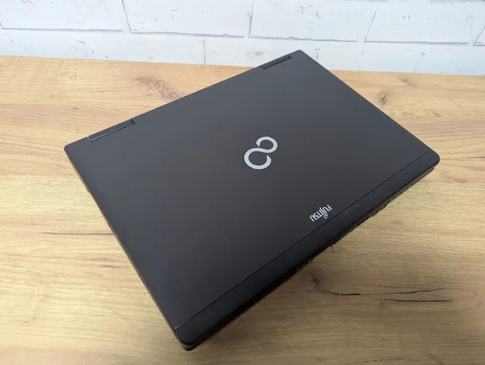 Ноутбук Б-клас Fujitsu LifeBook S782 / 14" (1366x768) TN / Intel Core i7-3520M (2 (4) ядра по 2.9 - 3.6 GHz) / 8 GB DDR3 / 128 GB SSD / Intel HD Graphics 4000 / WebCam / Без АКБ б/в - зображення 3