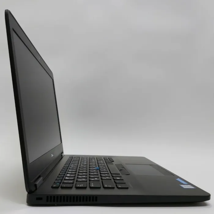 Ультрабук Dell Latitude E7470 / 14" (1366х768) TN / Intel Core i5-6300U (2 (4) ядра по 2.4 - 3.0 GHz) / 16 GB DDR4 / 256 GB SSD / Intel HD Graphics 520 / WebCam / Windows 10 Pro б/в - зображення 4