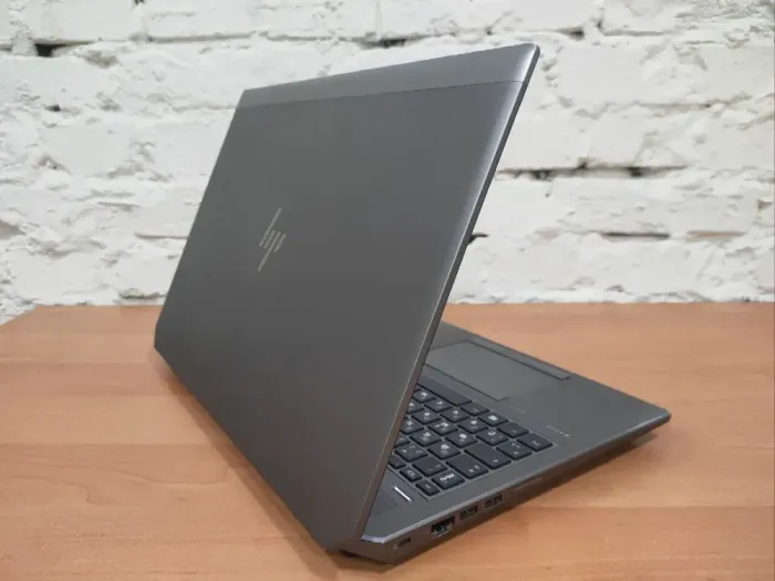 Мобільна робоча станція HP ZBook 15 G6 / 15.6" (1920x1080) IPS / Intel Core i7-9750H (6 (12) ядер по 2.6 - 4.5 GHz) / 16 GB DDR4 / 480 GB SSD / nVidia Quadro T2000, 4 GB GDDR5, 128-bit / WebCam б/в - зображення 5