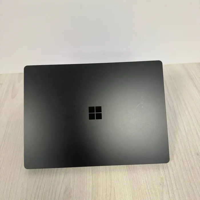 Ультрабук Microsoft Surface Laptop 4 2021 / 13.5" (2256x1504) IPS Touch / Intel Core i7-1185G7 (4 (8) ядра по 3.0 - 4.8 GHz) / 16 GB DDR4 / 256 GB SSD / Intel Iris Xe Graphics / WebCam б/в - зображення 7