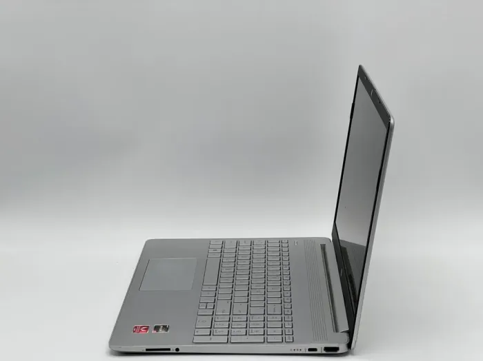 Ультрабук HP 15-ef0023dx / 15.6" (1366x768) TN Touch / AMD Ryzen 5 3500U (4 (8) ядра по 2.1 - 3.7 GHz) / 16 GB DDR4 / 240 GB SSD / AMD Radeon RX Vega 8 Graphics / WebCam б/в - зображення 4