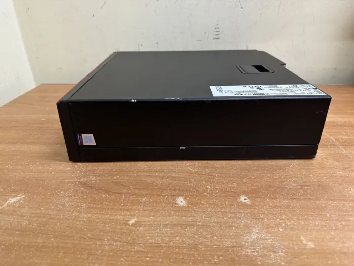 Компьютер Fujitsu Esprimo D757 E90+ SFF / Intel Core i5-6600 (4 ядра по 3.3 - 3.9 GHz) / 8 GB DDR4 / 240 GB SSD / Intel HD Graphics 530 / 280W / DVD-ROM / DisplayPort б/в - зображення 4