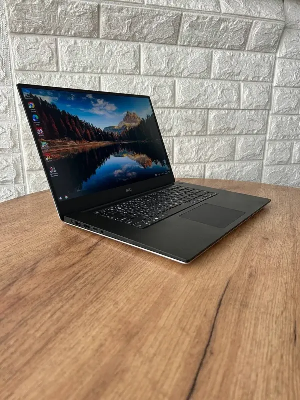 Мобільна робоча станція Б-клас Dell Precision 5530 / 15.6" (1920x1080) IPS / Intel Xeon E-2176M (6 (12) ядер по 2.7 - 4.4 GHz) / 16 GB DDR4 / 512 GB SSD / nVidia Quadro P1000, 4 GB GDDR5, 128-bit / WebCam / HDMI б/в - зображення 5