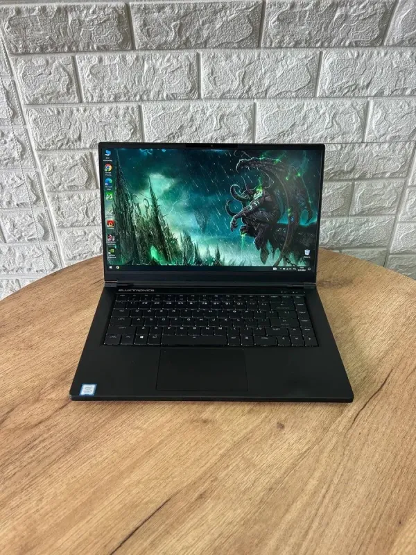 Ігровий ноутбук Eluktronics MAG-15 2070 / 15.6" (1920x1080) IPS / Intel Core i7-9750H (6 (12) ядер по 2.6 - 4.5 GHz) / 16 GB DDR4 / 512 GB SSD / nVidia GeForce RTX 2070 Max-Q, 8 GB GDDR6, 256-bit / WebCam б/в - зображення 2