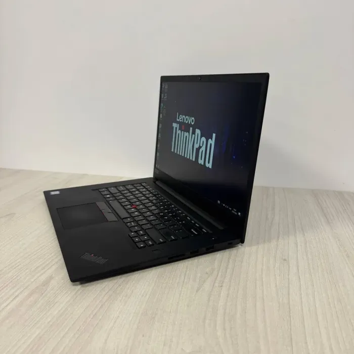 Мобільна робоча станція Б-класу Lenovo ThinkPad P15 Gen 1 / 15.6" (1920x1080) IPS / Intel Core i7-8850H (6 (12) ядер по 2,6 - 4,3 ГГц) / 16 ГБ DDR4 / 256 ГБ SSD NVMe / nVidia Quadro P1000, 4 ГБ GDDR5, 128-біт / WebCam б/в - зображення 5
