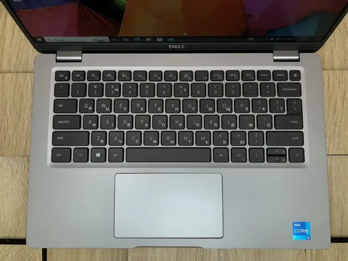 Ультрабук Б-клас Dell Latitude 5420 / 14" (1920x1080) IPS / Intel Core i5-1135G7 (4 (8) ядра по 4.2 GHz) / 8 GB DDR4 / 256 GB SSD M.2 / Intel Iris Xe Graphics / WebCam / HDMI / BIOS Boot lock б/в - зображення 4