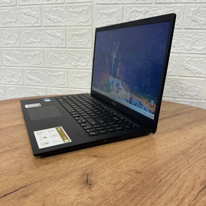 Ультрабук Asus Vivobook F1500EA / 15.6" (1920x1080) TN / Intel Core i5-1135G7 (4 (8) ядра по 2.4 - 4.2 GHz) / 8 GB DDR4 / 256 GB SSD NVMe / Intel Iris Xe Graphics / WebCam б/в - зображення 5