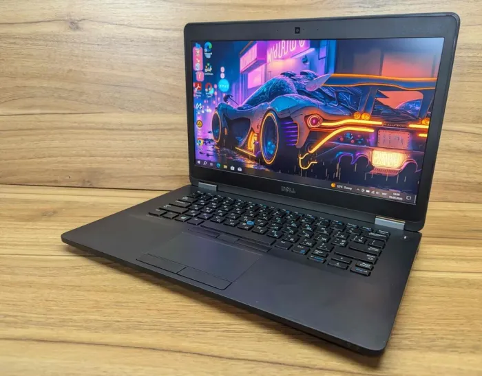 Ультрабук Dell Latitude E7470 / 14" (1920x1080) IPS / Intel Core i5-6300U (2 (4) ядра по 2.4 - 3.0 GHz) / 8 GB DDR4 / 256 GB SSD / Intel HD Graphics 520 / HDMI / WebCam / Windows 10 б/в - зображення 3