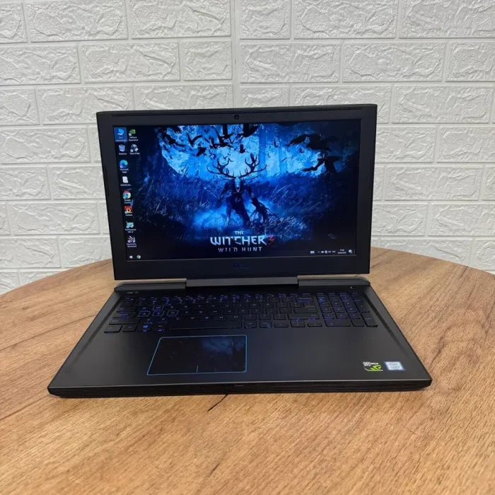 Ігровий ноутбук Dell G7 15 7588 / 15.6" (1920x1080) IPS / Intel Core i7-8750H (6 (12) ядер по 2.2 - 4.1 GHz) / 16 GB DDR4 / 512 GB SSD / nVidia GeForce GTX 1060 Max-Q, 6 GB GDDR5, 192-bit / WebCam б/в - зображення 2