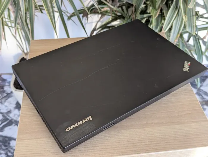 Ноутбук Б-клас Lenovo ThinkPad L450 / 14" (1366x768) TN / Intel Core i3-5005U (2 (4) ядра по 2.0 GHz) / 8 GB DDR3 / 128 GB SSD / Intel HD Graphics 5500 / WebCam / VGA б/в - зображення 4